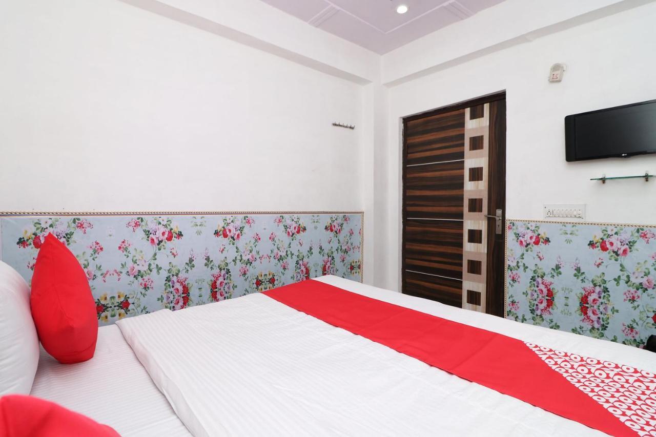 Hotel Four Seasons Agra  Exterior foto